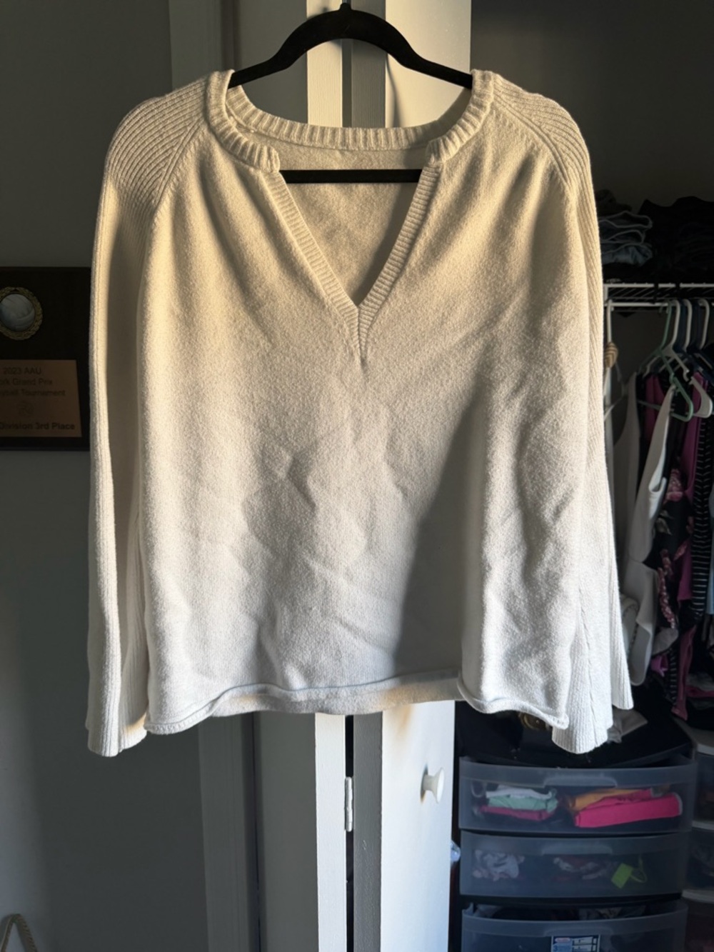 Cream V‑Neck Knit Sweater